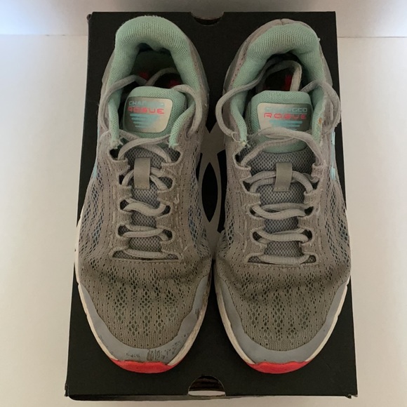 UNDER ARMOUR Charged Rogue girls 3.5 very used condition - Picture 3 of 14